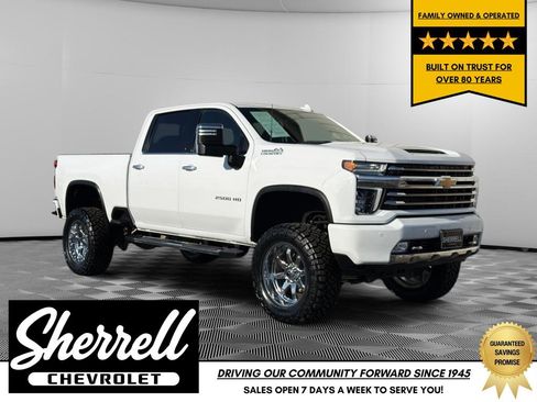 Used 2021 Chevrolet Silverado 2500 High Country w/ Z71 Off-Road Package image 1