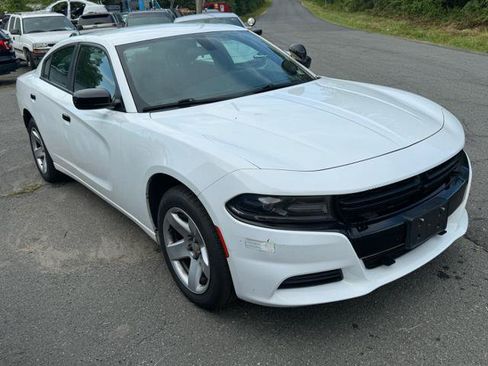 Used 2019 Dodge Charger Police w/ Street Appearance Group RWD image 2