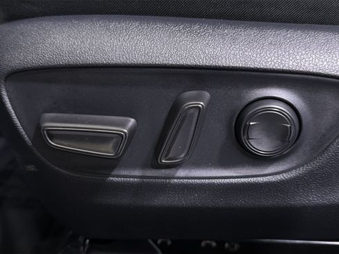 Used 2025 Toyota RAV4 XLE w/ Convenience Package AWD/4WD image 26
