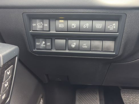 Certified 2026 Toyota Tundra Capstone AWD/4WD image 32