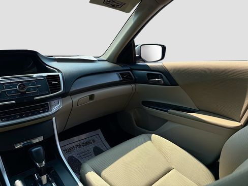 Used 2014 Honda Accord LX image 25