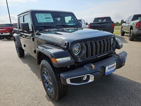 New 2026 Jeep Gladiator Sport AWD/4WD image 41