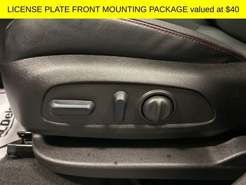 Used 2023 Chevrolet Equinox RS image 4