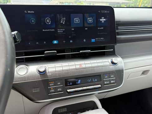 Certified 2025 Hyundai Kona SEL FWD image 10