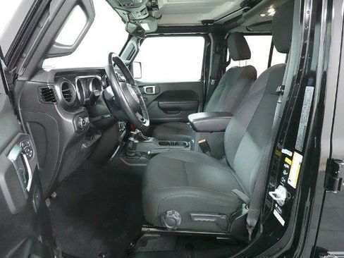 Used 2022 Jeep Gladiator Sport AWD/4WD image 24