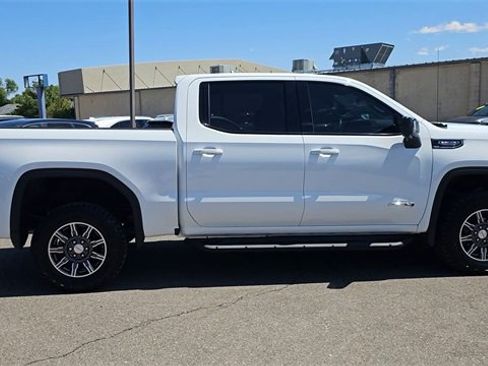 Used 2024 GMC Sierra 1500 AT4 w/ AT4 Premium Package image 9