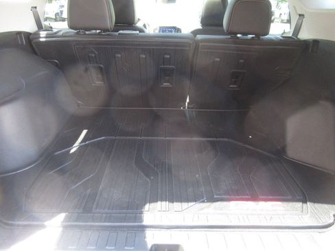 Used 2022 GMC Terrain Denali w/ LPO, Floor Liner Package AWD/4WD image 10