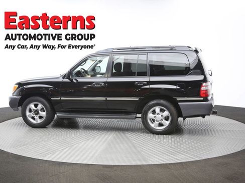Used 2005 Toyota Land Cruiser image 64