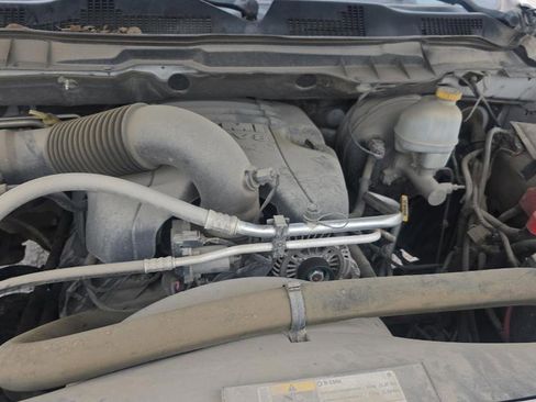 Used 2013 RAM 1500 Laramie w/ Convenience Group AWD/4WD image 9