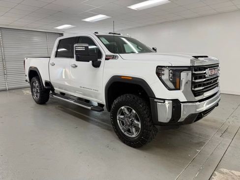 New 2025 GMC Sierra 2500 SLT w/ SLT Premium Package image 4