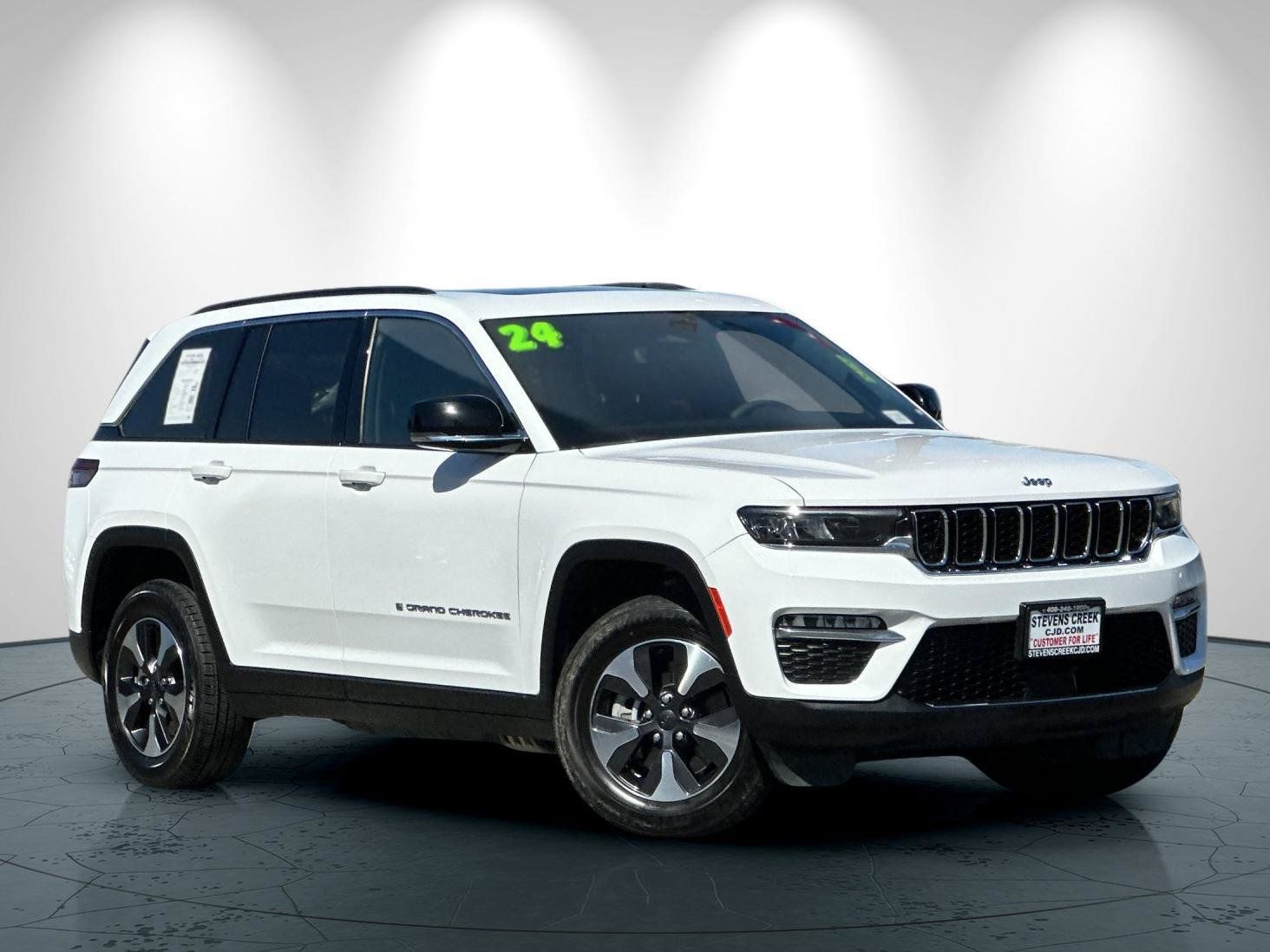 Used 2024 Jeep Grand Cherokee Limited 4xe AWD/4WD image 2