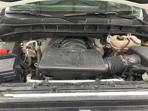 Used 2023 GMC Sierra 1500 AT4 image 31