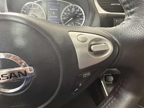 Used 2019 Nissan Sentra SV image 16