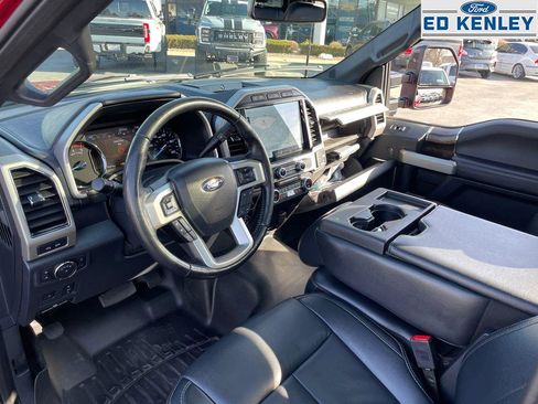 Used 2022 Ford F350 Lariat w/ Tremor Off-Road Package image 4
