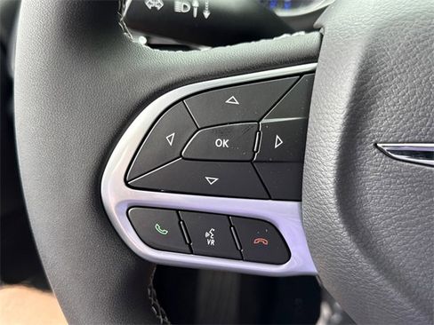 New 2026 Chrysler Pacifica Select image 18