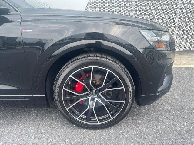 Used 2022 Audi Q8 Prestige AWD/4WD image 6