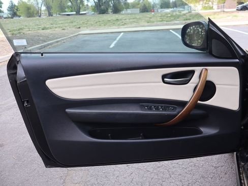Used 2013 BMW 128i Convertible RWD image 22