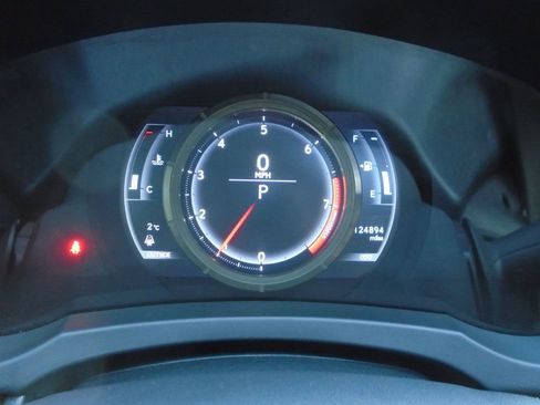 Used 2016 Lexus RC 350 AWD image 19