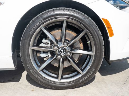 Used 2018 MAZDA MX-5 Miata RF Grand Touring image 54