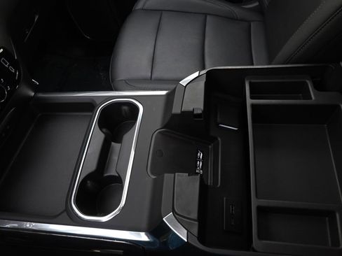 Used 2025 Chevrolet Silverado 3500 LTZ w/ LTZ Premium Package image 37