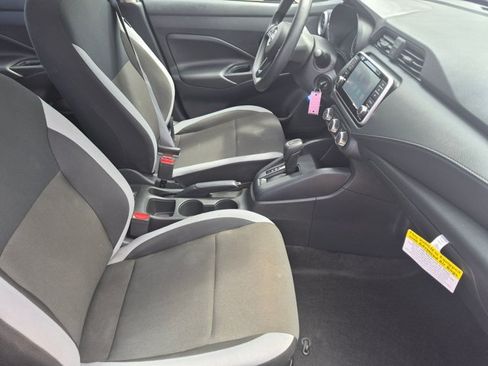 Used 2025 Nissan Versa S w/ Trunk Package FWD image 19
