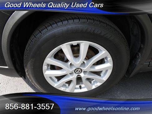 Used 2017 Nissan Rogue SV AWD/4WD image 11