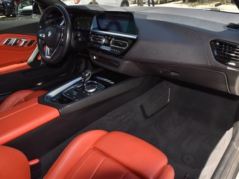 Used 2019 BMW Z4 sDrive30i w/ Premium Package image 18
