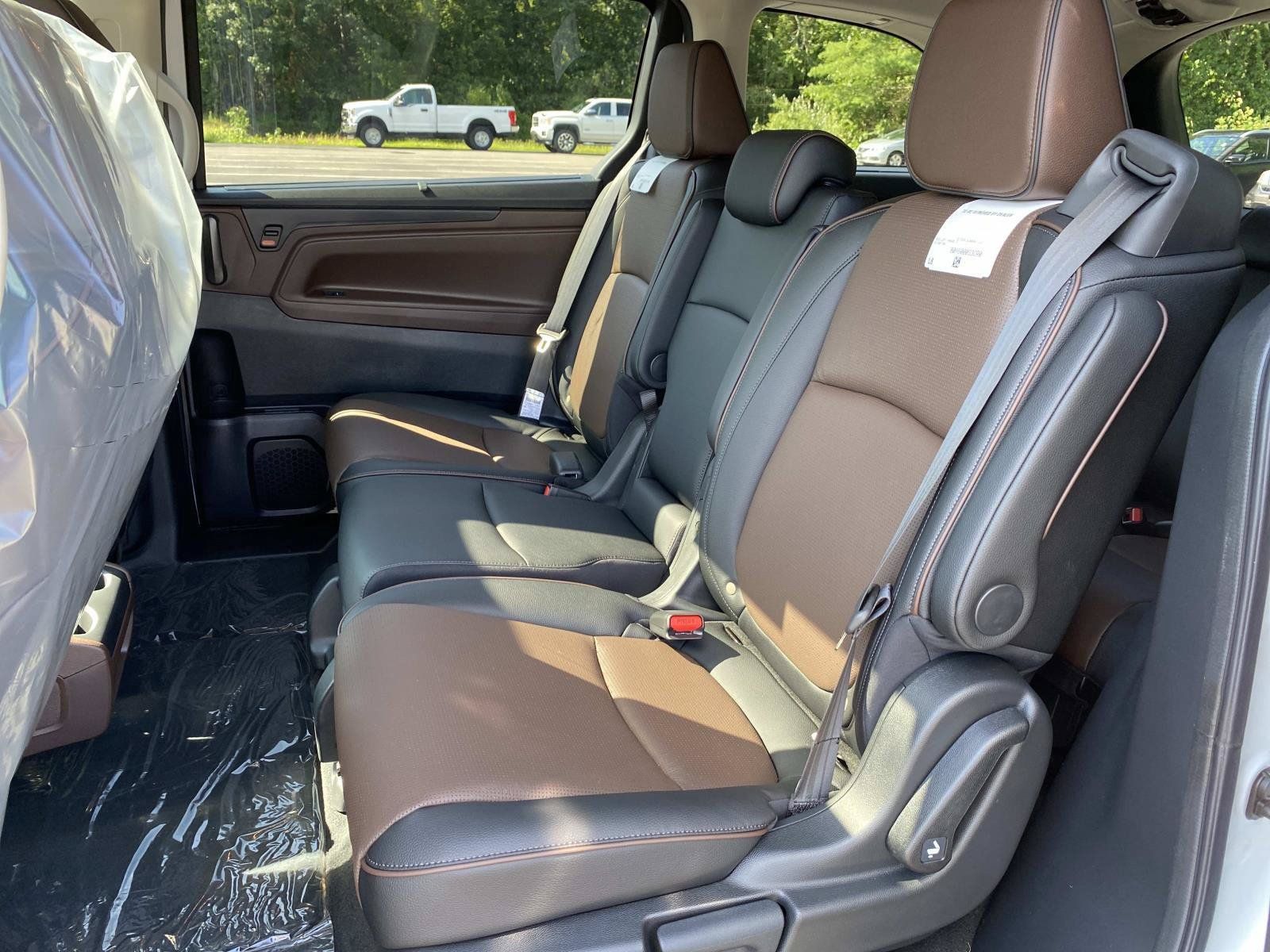 New 2026 Honda Odyssey Elite image 8