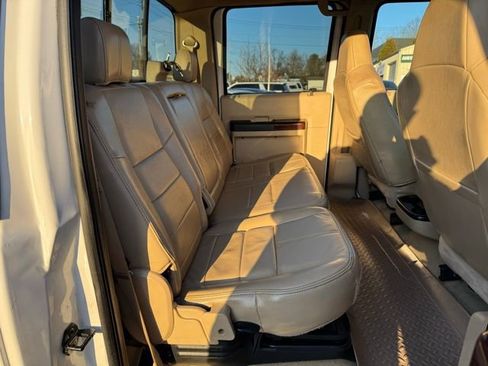 Used 2008 Ford F450 Lariat image 17