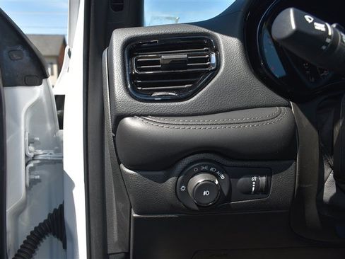 Used 2022 Dodge Durango GT AWD/4WD image 12