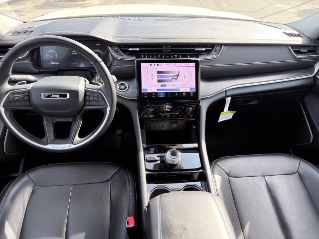 Used 2022 Jeep Grand Cherokee Limited AWD/4WD image 8