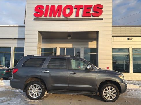 Used 2010 Toyota Sequoia Platinum image 1