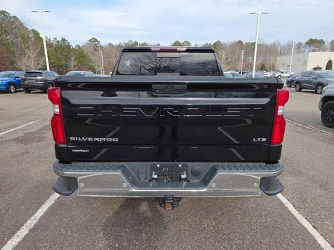 Used 2020 Chevrolet Silverado 1500 LTZ w/ LTZ Plus Package image 5