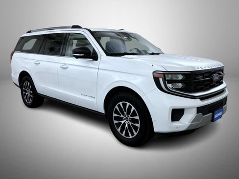 Used 2025 Ford Expedition Max Platinum AWD/4WD image 3