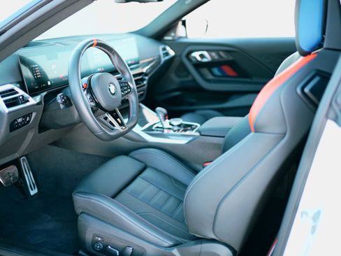 Used 2025 BMW M2 w/ Lighting Package image 29