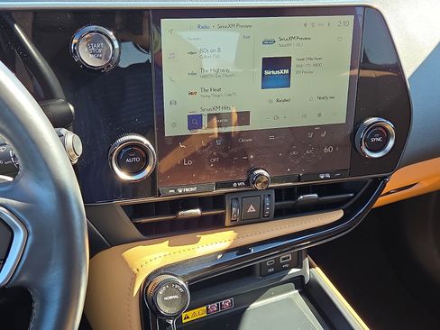 Used 2025 Lexus NX 250 FWD w/ Towing Package (2000 Lbs) image 16