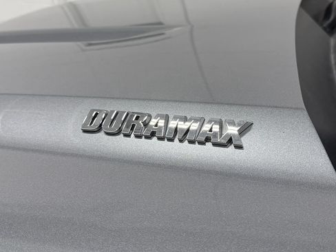 Used 2021 Chevrolet Silverado 1500 RST AWD/4WD image 9