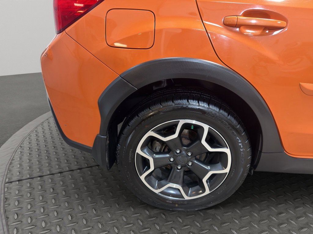 Used 2013 Subaru Crosstrek 2.0i Limited w/ Popular Pkg 2 AWD/4WD image 23