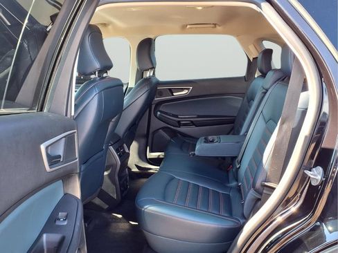 Used 2024 Ford Edge SEL w/ Sport Appearance Package AWD/4WD image 11
