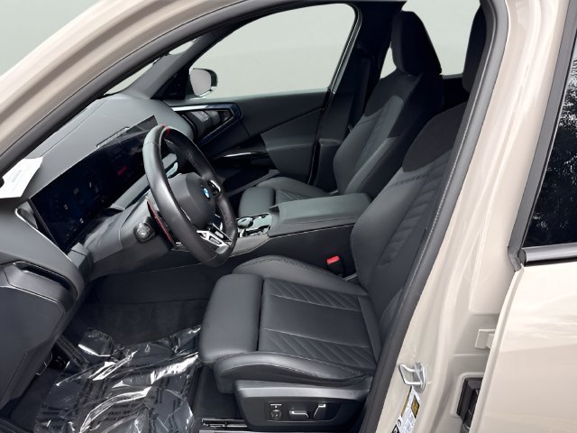 Certified 2025 BMW X3 M50 w/ Premium Package AWD/4WD image 9