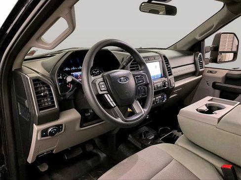 Used 2021 Ford F250 XL w/ STX Appearance Package AWD/4WD image 12