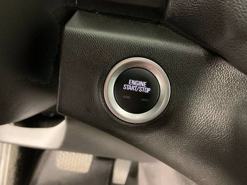 Used 2024 GMC Terrain SLE FWD image 23