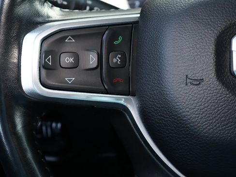 Used 2022 RAM 1500 Laramie AWD/4WD image 15