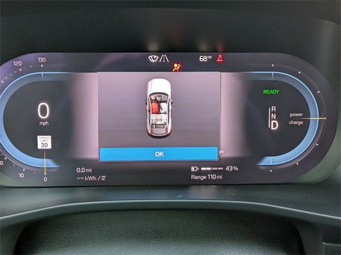 Certified 2024 Volvo C40 P8 Recharge Ultimate w/ Protection Package Premier image 15