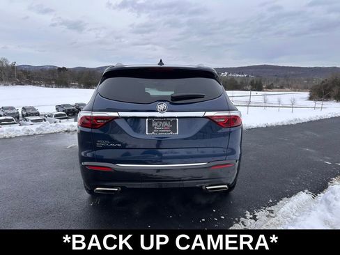 Certified 2023 Buick Enclave Essence image 7