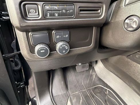 Used 2022 Chevrolet Tahoe LT w/ LT Signature Plus Package RWD image 25