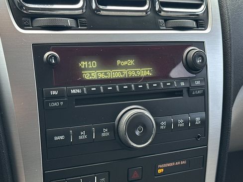 Used 2008 GMC Acadia SLT w/ Convenience Package image 18