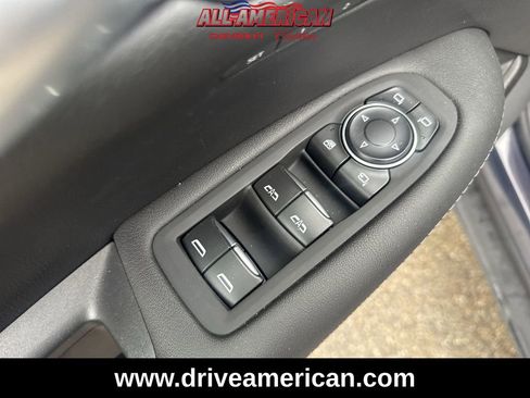 Used 2025 Cadillac XT5 Sportv w/ Technology Package image 24