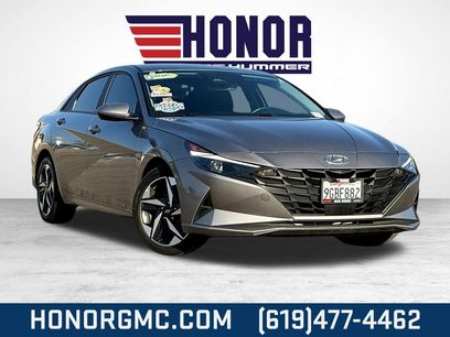 Used 2023 Hyundai Elantra SEL w/ Convenience Package