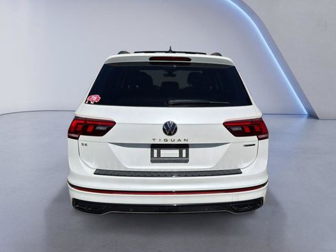 Used 2024 Volkswagen Tiguan SE R-Line w/ MDO Package, Two-Row AWD/4WD image 7